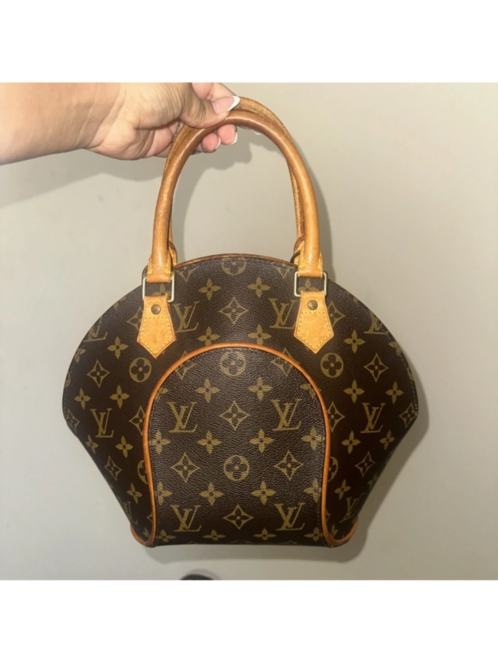 Louis Vuitton Ellipse PM handbag